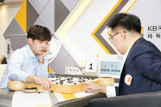 '신인 가뭄 시대'... 최재영만 빛났다  