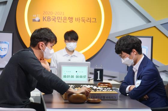이거 실화야(?)...96위 문민종, 2위 박정환 꺾었다  